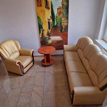 Hotel Podroznik Koszuty Εξωτερικό φωτογραφία