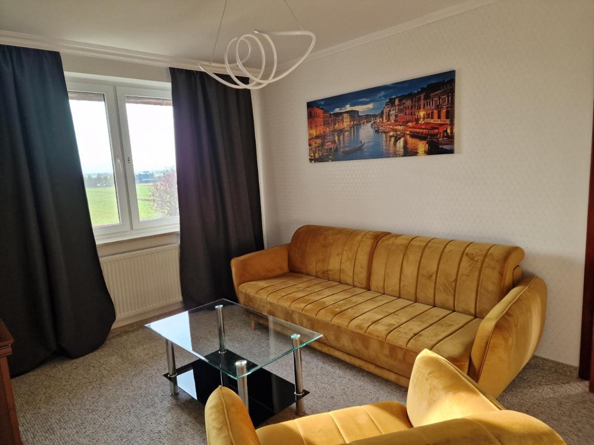 Hotel Podroznik Koszuty Εξωτερικό φωτογραφία