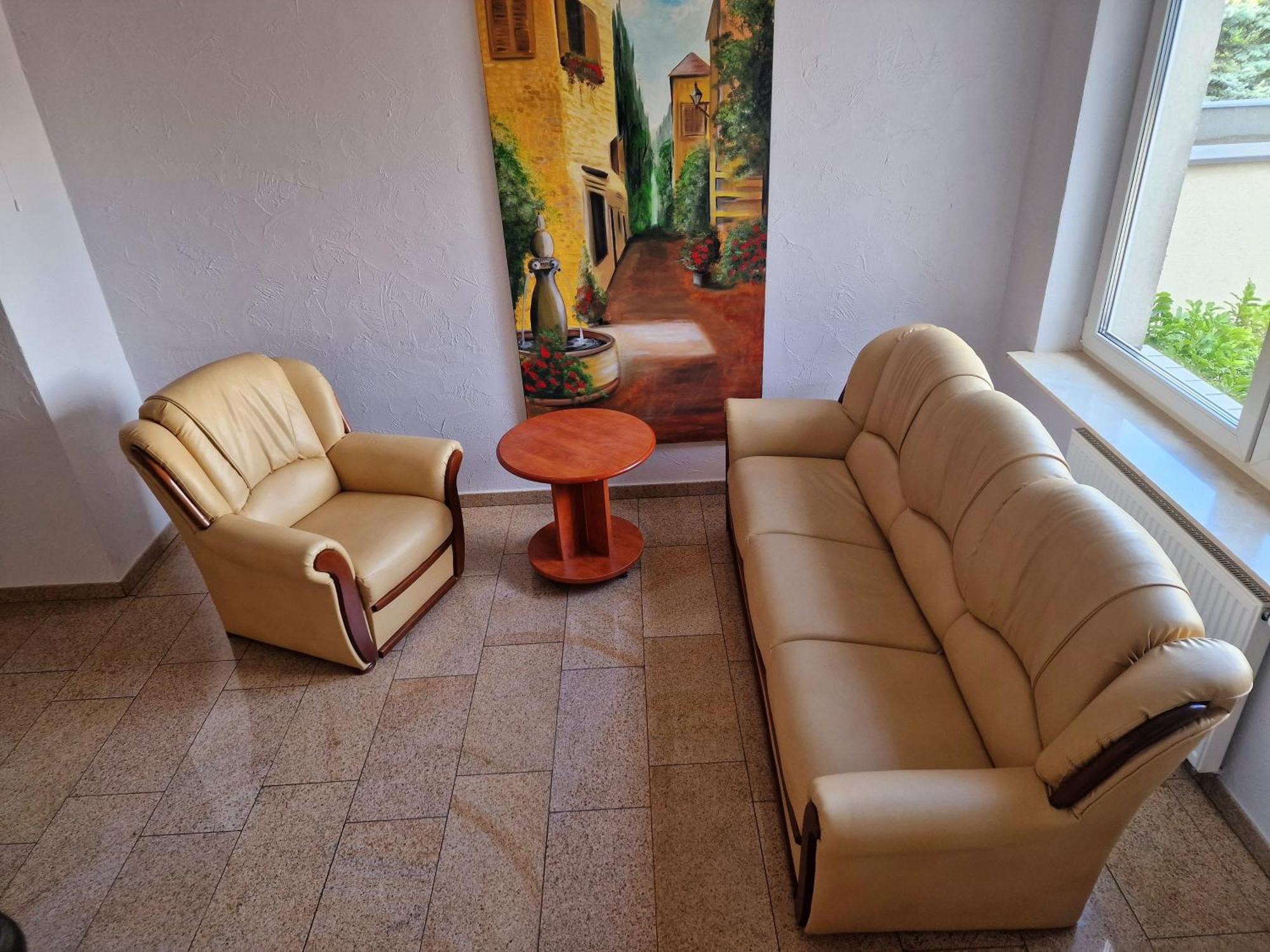Hotel Podroznik Koszuty Εξωτερικό φωτογραφία