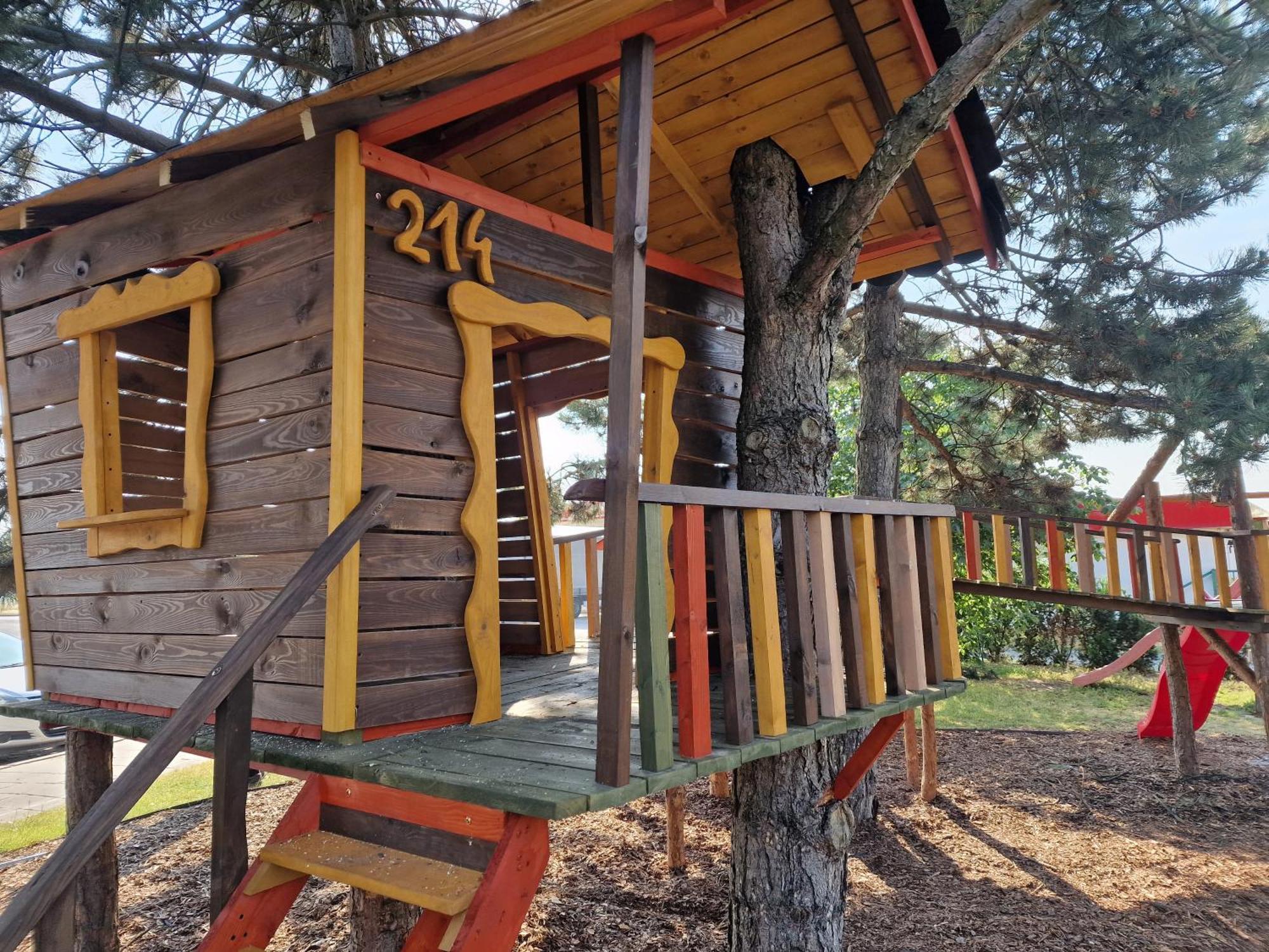 Hotel Podroznik Koszuty Εξωτερικό φωτογραφία
