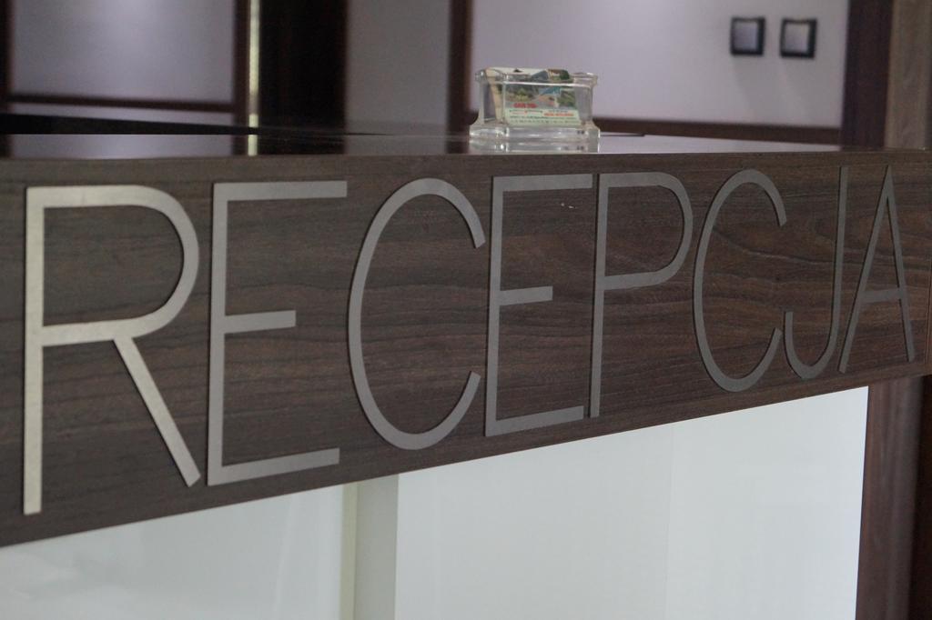 Hotel Podroznik Koszuty Εξωτερικό φωτογραφία